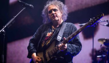 Grammys 2026: os Cure conquistaram os primeiros prémios de sempre no dia em que se despediram do teclista Perry Bamonte