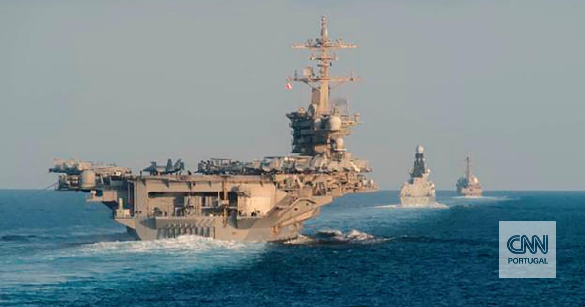 Tensão aumenta: porta-aviões dos EUA abate drone do Irão e navios de guerra ameaçam cargueiro norte-americano