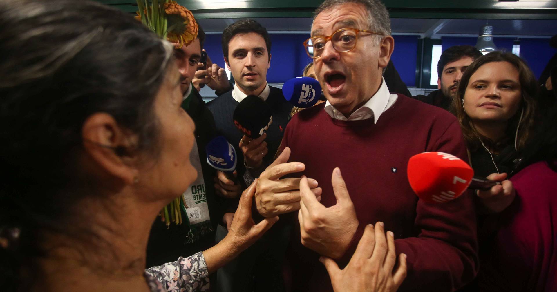 Seguro recusa deixar Ventura sozinho a explorar a indignação popular