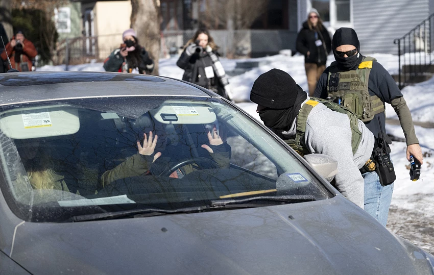 Agentes do ICE em Minneapolis