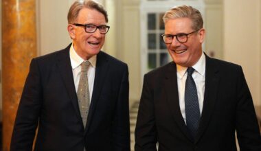 “Príncipe das Trevas” amigo de Epstein põe em risco o Governo de Keir Starmer