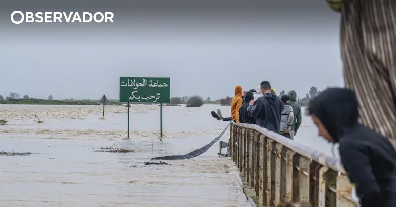 Marrocos. Mau tempo obriga a retirar mais de 100.000 pessoas – Observador