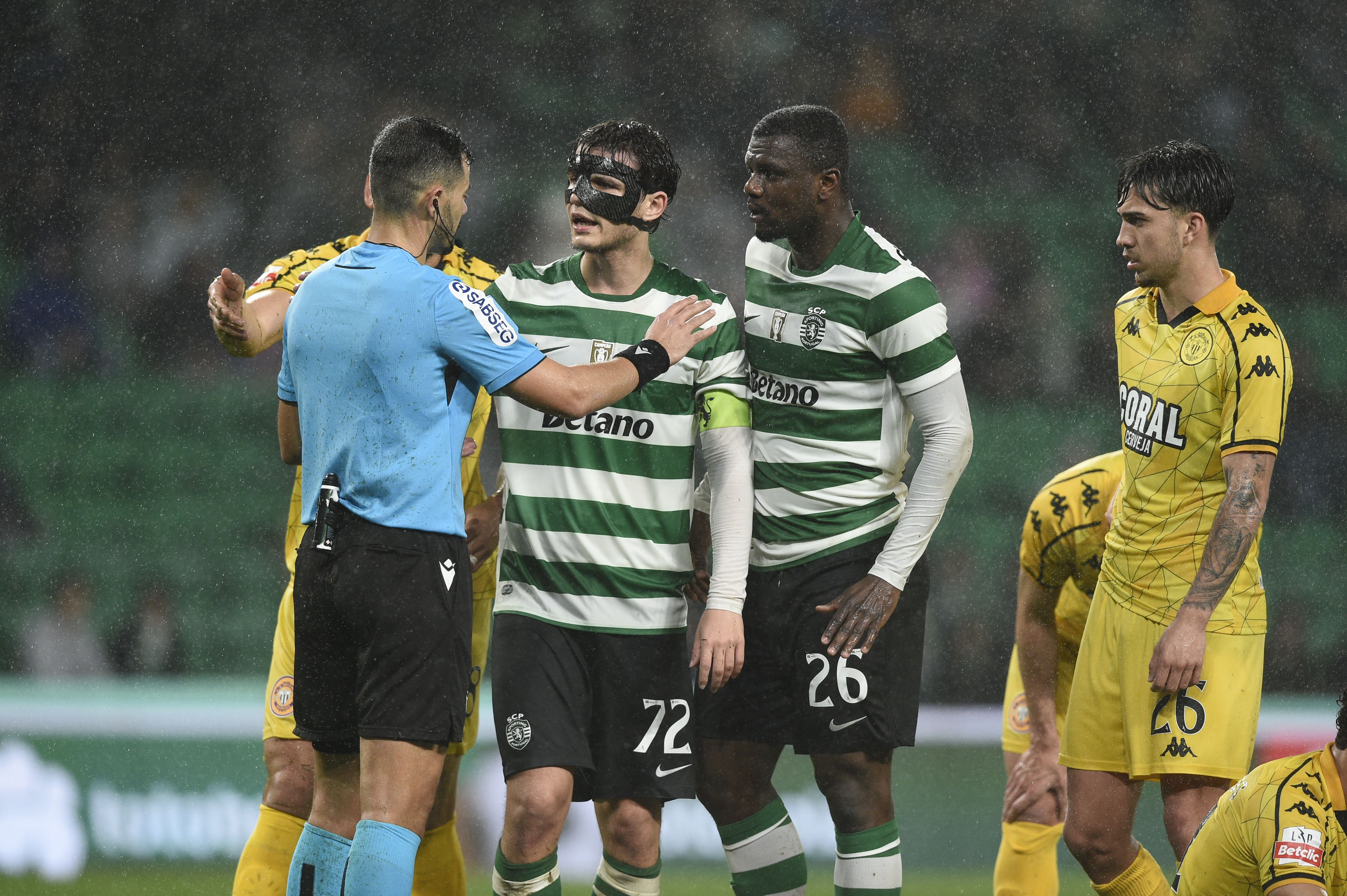 Eduardo Quaresma e Diomande - Foto: Sérgio Miguel Santos