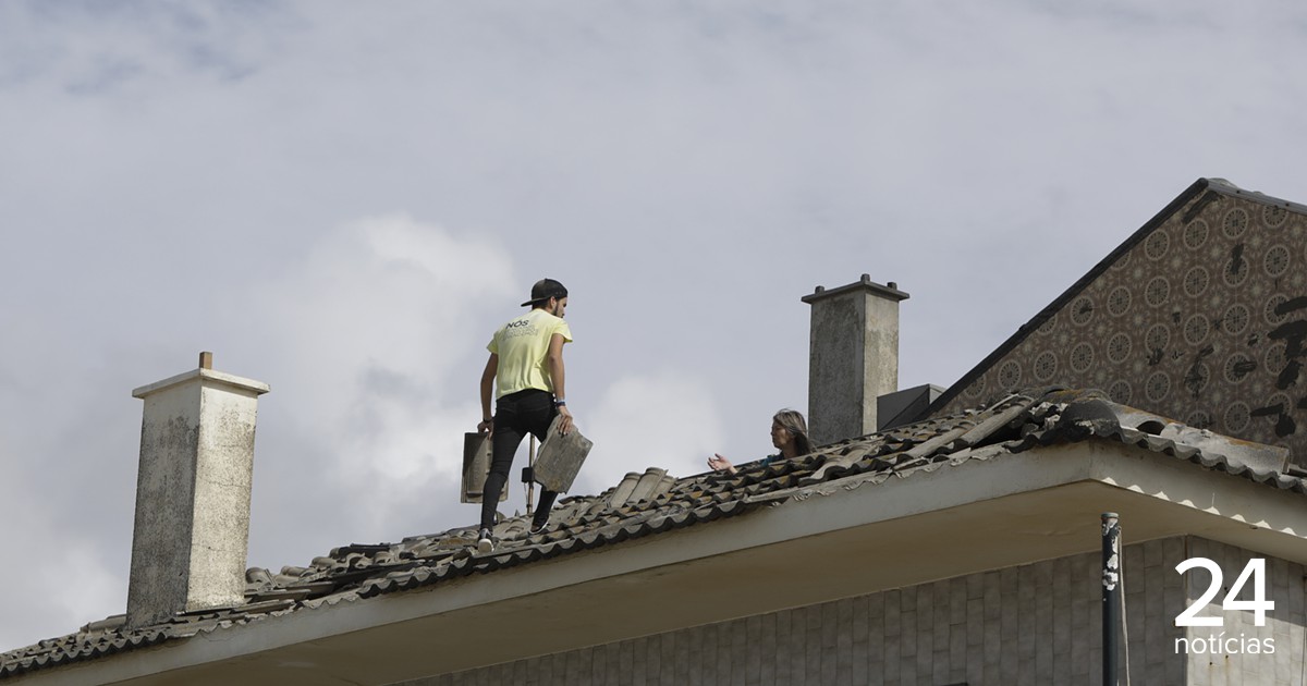 Telhas tornam-se “mais caras que ouro” para vítimas da tempestade Kristin - Atualidade