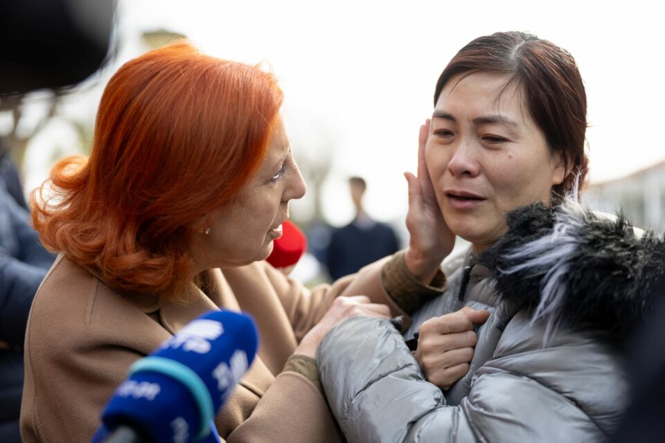 Ministra não vai descansar enquanto "todas as casas e empresas" não tiverem energia