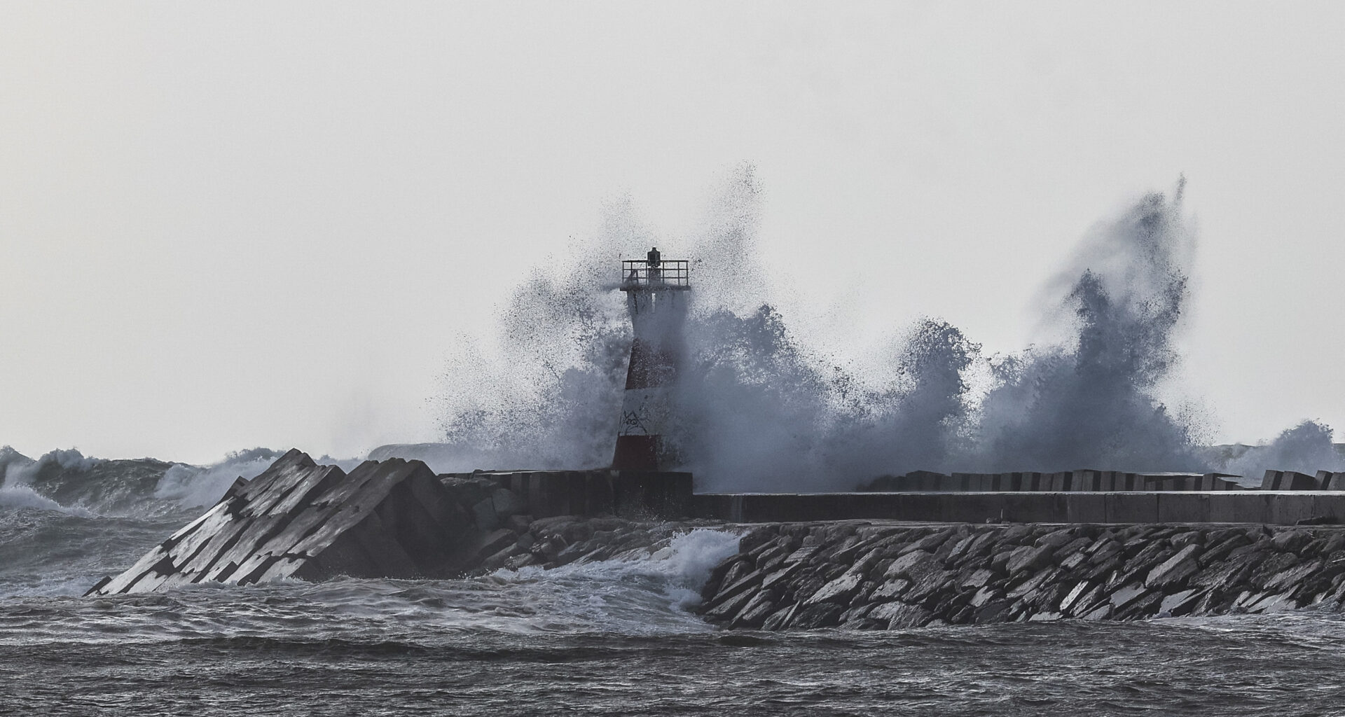 há cerca de 70 vias interditas em todo o país