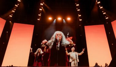 saiba quem são os concorrentes de Caetano Veloso e Maria Bethânia, únicos brasileiros indicados