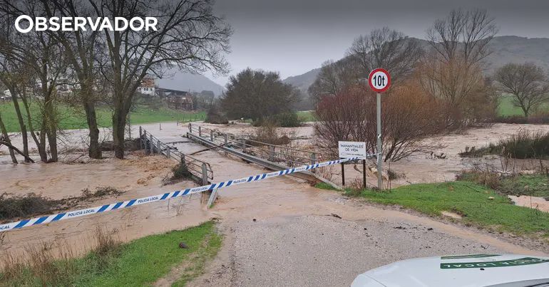 Leonardo em Espanha. Cidades inacessíveis e comboios parados – Observador