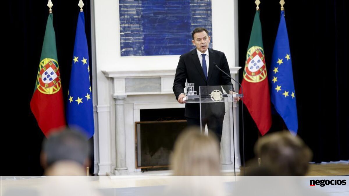 500 milhões para empresas e 10 mil euros para recuperar casas. As 14 medidas do Governo - Economia