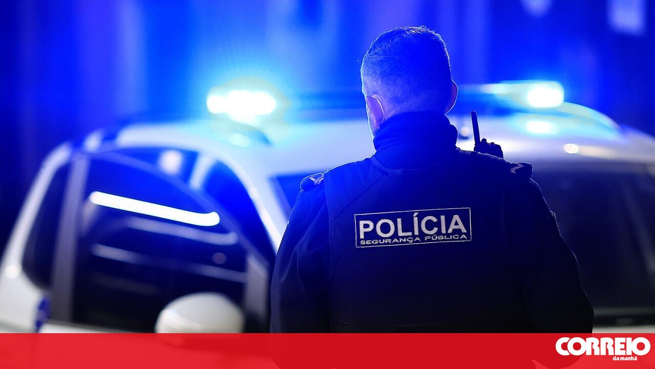 Um morto baleado dentro de carro em Queluz - Cm ao Minuto