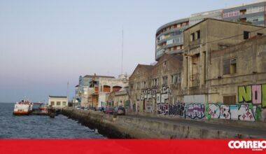 Pelo menos 35 pessoas tiveram de ser retiradas de casa em Almada - Sociedade