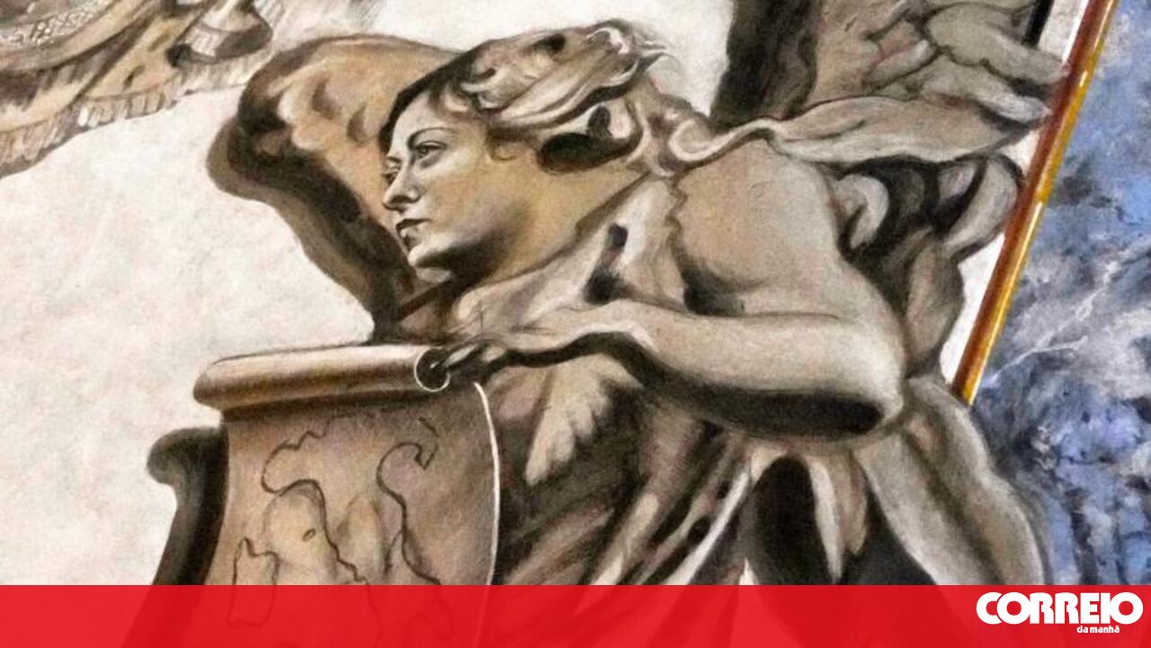 Anjo com cara de Meloni numa basílica de Roma é alvo de investigação - Mundo