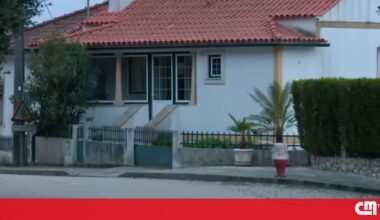 Homem morre ao cair de telhado que reparava em Leiria após a depressão Kristin - Vídeos