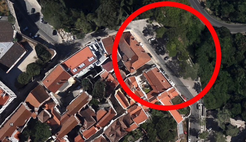 Risco de derrocada obriga a evacuar parque de estacionamento no centro histórico de Santarém