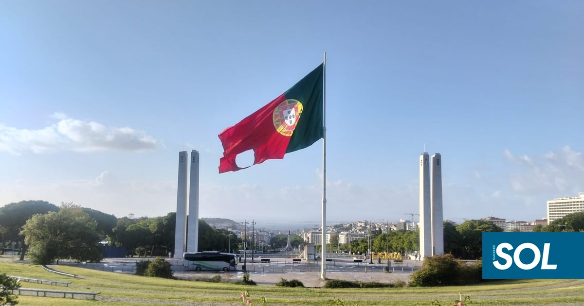 Buraco nacional no Parque Eduardo VII