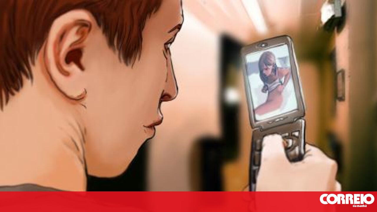 Enfermeiro fazia-se passar por menina nas redes sociais para divulgar pornografia de menores - Portugal