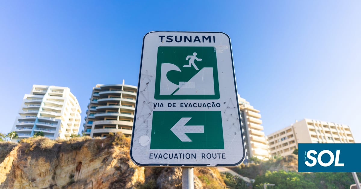 Um tsunami vai atingir o Mediterrâneo. A probabilidade é de 100% e Portugal está em risco