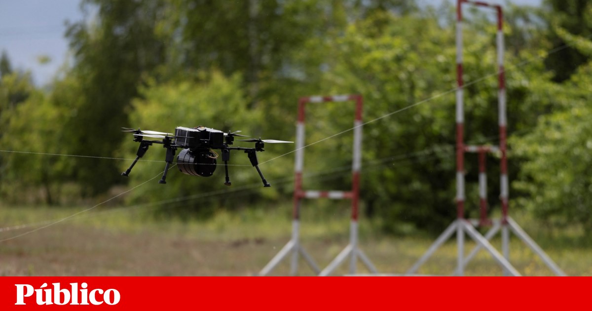 Caça francês em missão da NATO abateu drone vindo da Rússia na Letónia | Letónia
