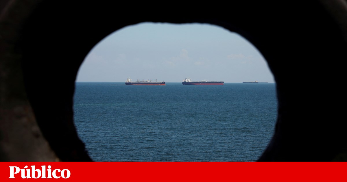 Forças britânicas interceptaram petroleiro da frota fantasma russa no Canal da Mancha | Reino Unido