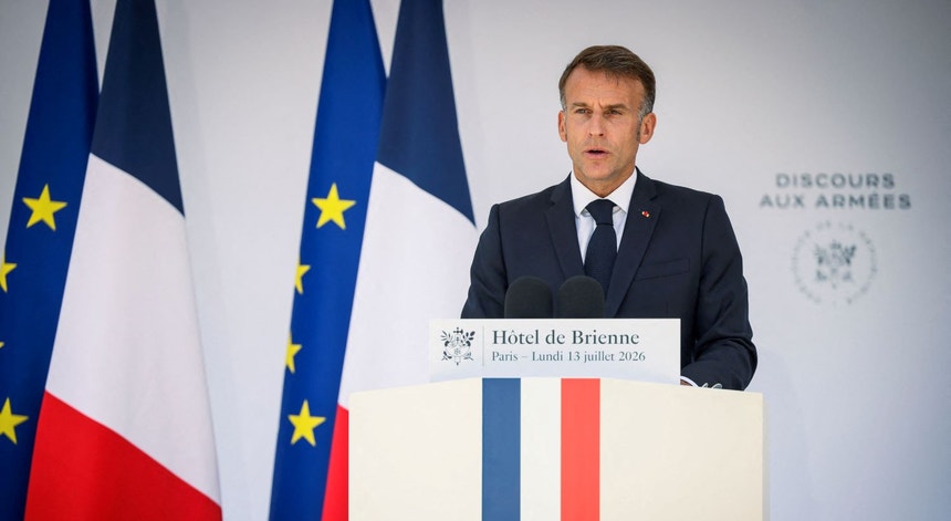 Macron. Europa está a tornar-se uma "superpotência" pronta a "derramar sangue" pela paz