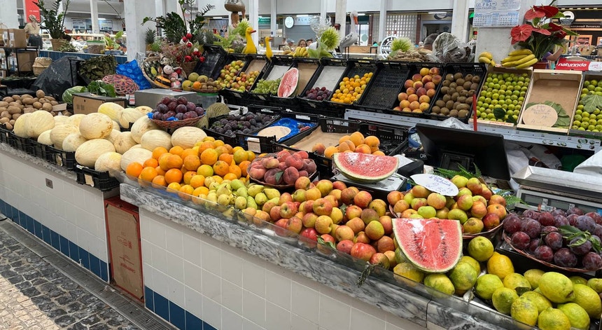Preços dos alimentos sobem em julho devido às condições geopolíticas e climáticas