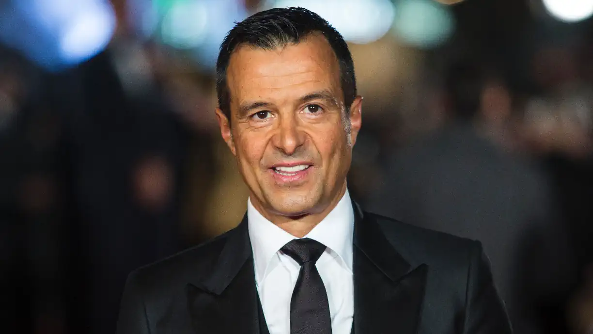 Jorge Mendes chamado para blindar nova pérola do Sporting por 100M