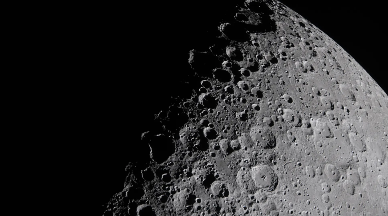Destroços do foguetão da SpaceX vão colidir com a Lua