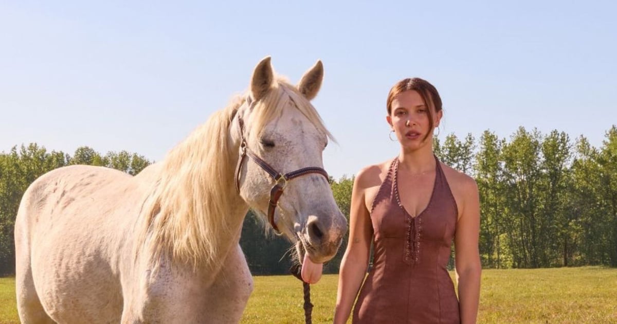 Fazenda dos sonhos: Millie Bobby Brown realiza desejo de infância ao cuidar de animais – R7 Entretenimento