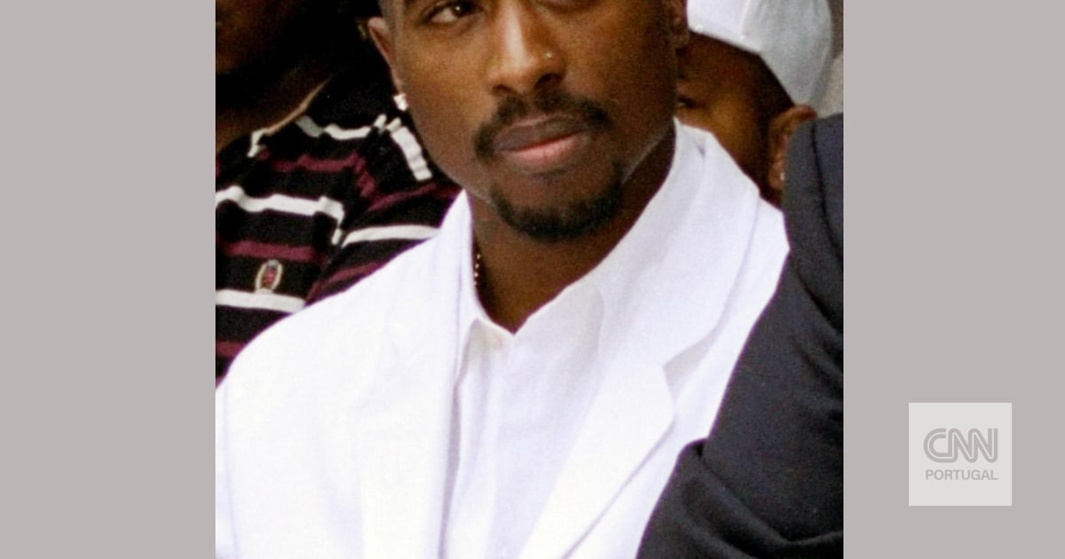 "Verdadeiro gangster" condenado pela morte de Tupac, por causa de um livro que ele próprio escreveu. "Está na hora de eu esclarecer a história"