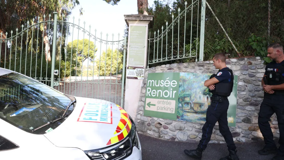 Quatro obras de arte roubadas de Museu Renoir em novo assalto em França