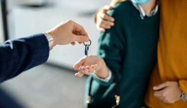 VIDEO Iată de ce multe oferte de proprietăți oferite spre închiriere în România sunt fictive: În București nu sunt 6.000, ci 1.500 reale – fondator de startup AI din domeniul imobiliarelor / Ce sunt anunțurile „cârlig”? - Economedia.ro