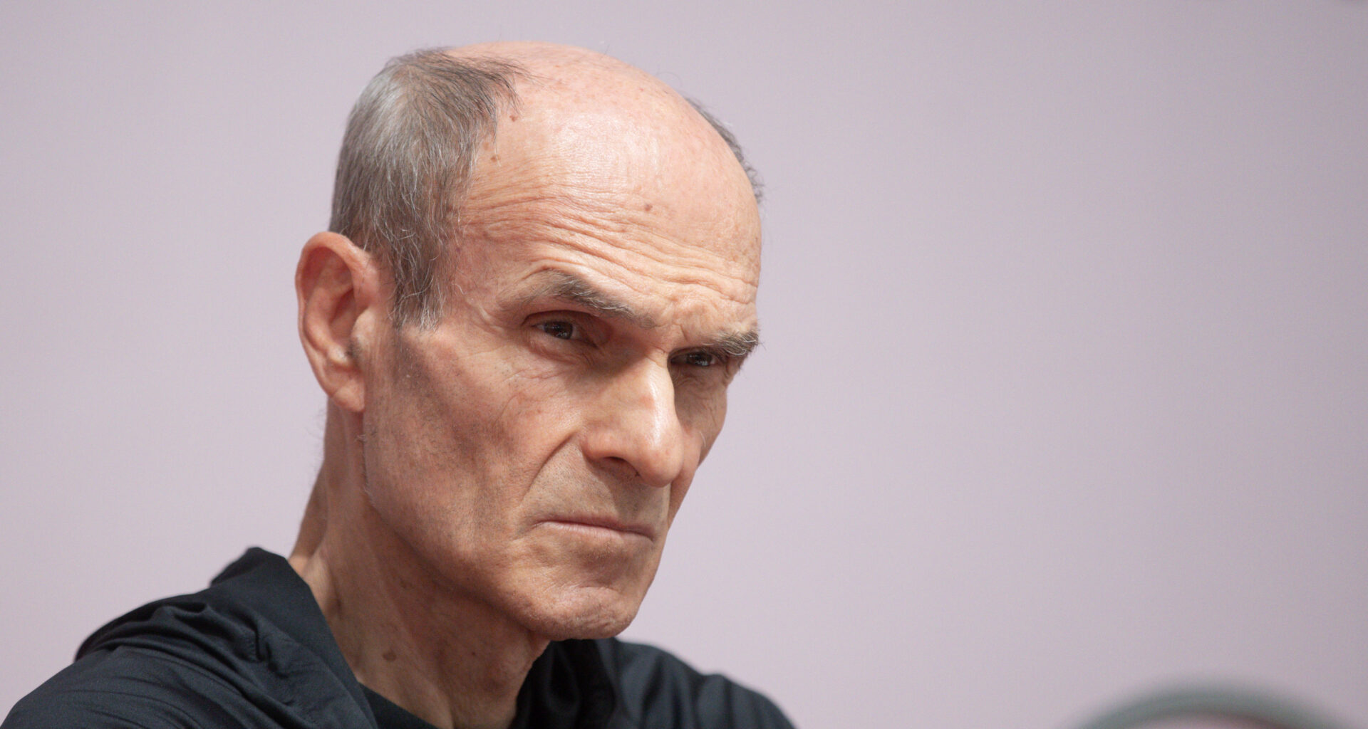 „Bolojan sau Dumnezeilă?”. Scenariile lui CTP înaintea deciziei CCR cu privire la pensiile magistraților