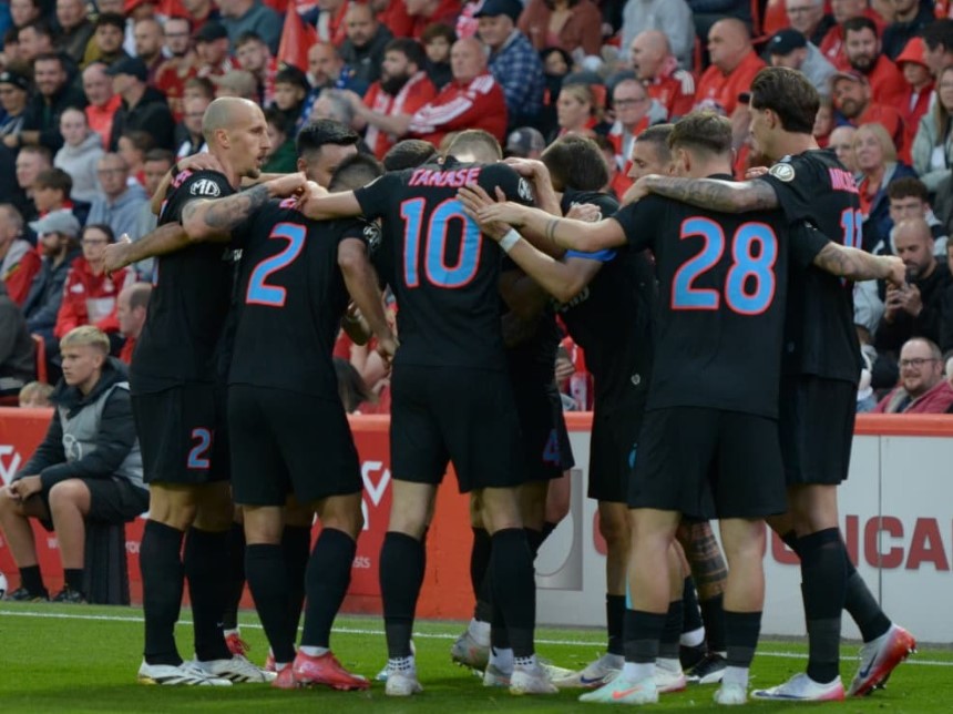 Antrenor propus la FCSB după înfrângerea cu FC Botoșani: Campioana a dat răspunsul pe loc