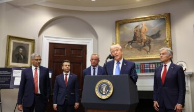 Ce propune Trump, de fapt, pentru tratatea autismului: o formă de acid folic