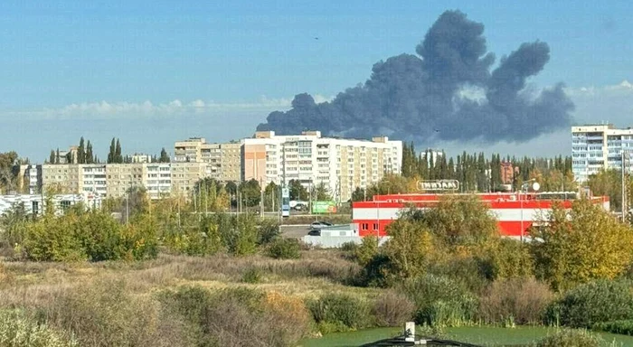 Incendiu la rafinăria Gazprom  din Bașkortostan după un atac ucraiean cu drone/FOTO:X