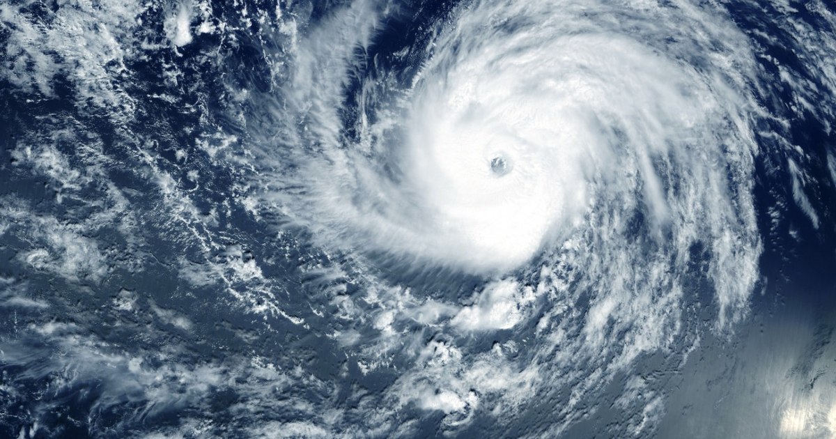 Uraganul Gabrielle amenință Europa. Sunt așteptate viteze ale vântului de peste 200 km/h. Care este traseul