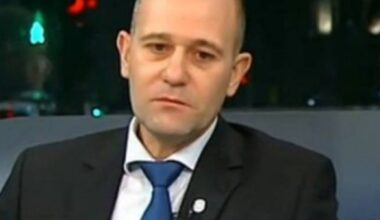 A murit generalul SRI în rezervă Dumitru Dumbravă. Era trimis în judecată de DNA alături de Florian Coldea