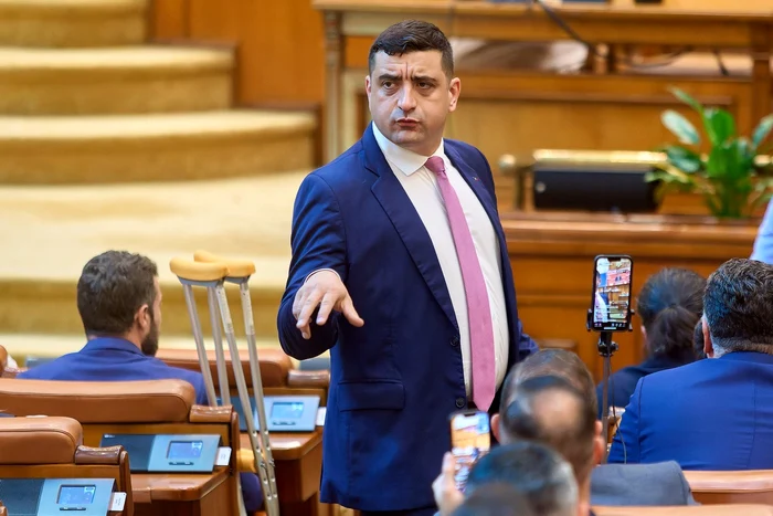 Partidul condus de Simion este cap de listă în sondajele pentru parlamentare FOTO Profimedia