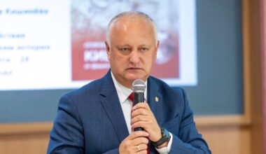 Fostul președinte al Republicii Moldova anunță un protest în fața Parlamentului. „Am văzut că doamna Maia Sandu deja a declarat că poate să anuleze alegerile”