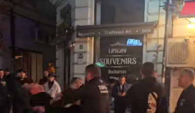 Scandal într-un local din Centrul Vechi al Capitalei. Bătăușii au fost ridicați de polițiști