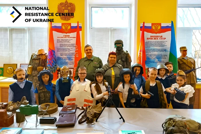 Rușii introduc practici sovietice în teritoriile ocupate din Ucraina/FOTO:X