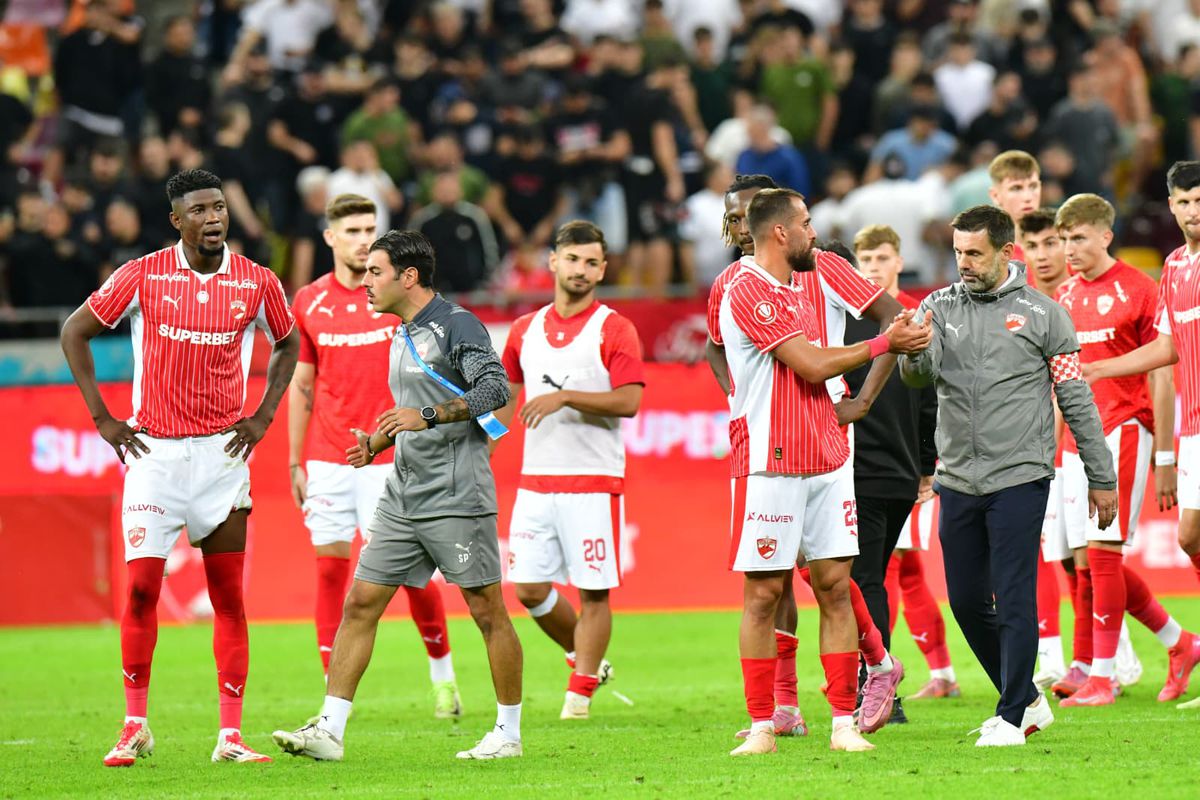 -13! Clasamentul ce-ar trebui să bage conducerea „câinilor” în alarmă