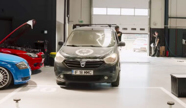 (VIDEO) Un service din România, care repara o Dacia Lodgy dCi, a arătat de ce e riscant să cumperi un motor de la dezmembrări | PiataAuto.md