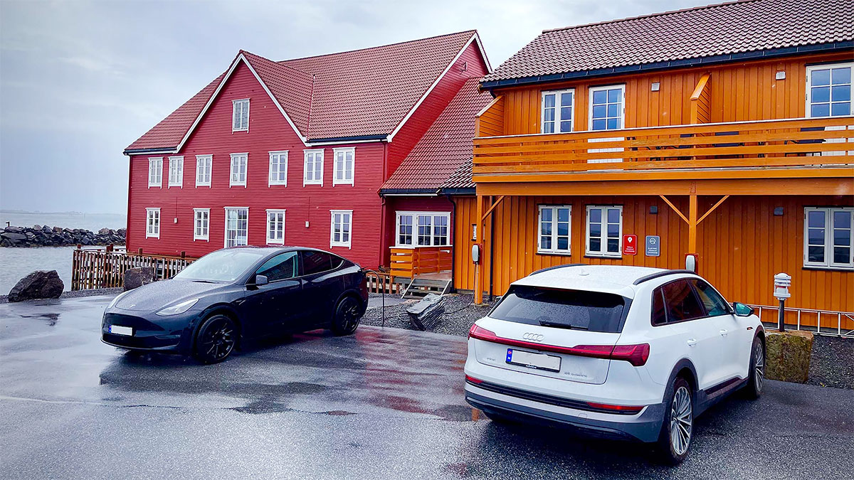 Norvegienii au dezvăluit cât plăteşte un proprietar de maşină electrică pentru electricitatea de acasă, datorită faptului că ţara are peste 1.700 de hidrocentrale | PiataAuto.md