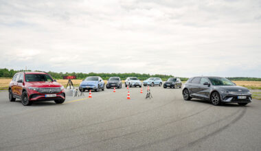 Germanii au testat cât de bine frânează maşinile electrice şi au descoperit că o maşină chinezească opreşte abia în 112 metri după câteva frânări repetate | PiataAuto.md