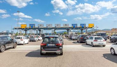 Italia vrea să ajusteze taxele pentru autostrăzi, compensând şoferii pentru ambuteiajele prin care sunt nevoiţi să stea | PiataAuto.md