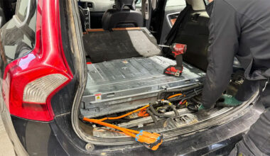 Un service specializat din Croaţia a avertizat vehement oamenii să nu cumpere maşini hibride cu peste 100.000 km parcurşi, explicând şi de ce | PiataAuto.md