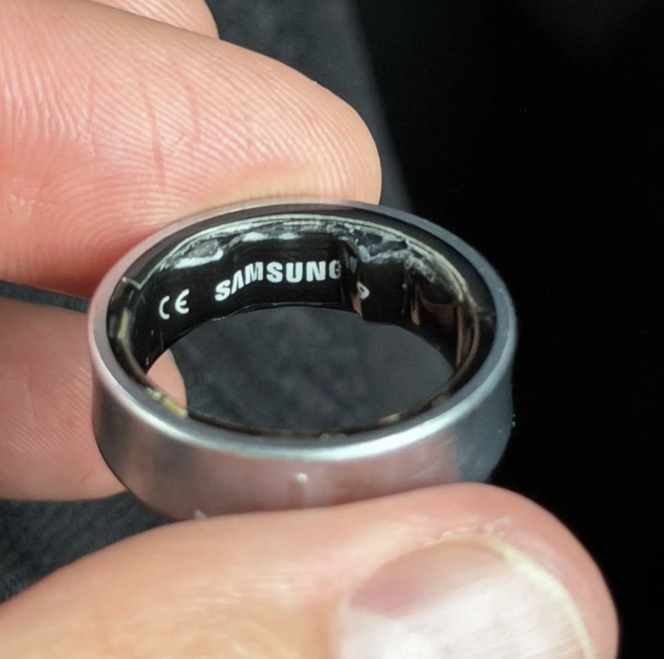 E Samsung în fața unui nou battery gate? De data asta legat de inelele smart Galaxy Ring!