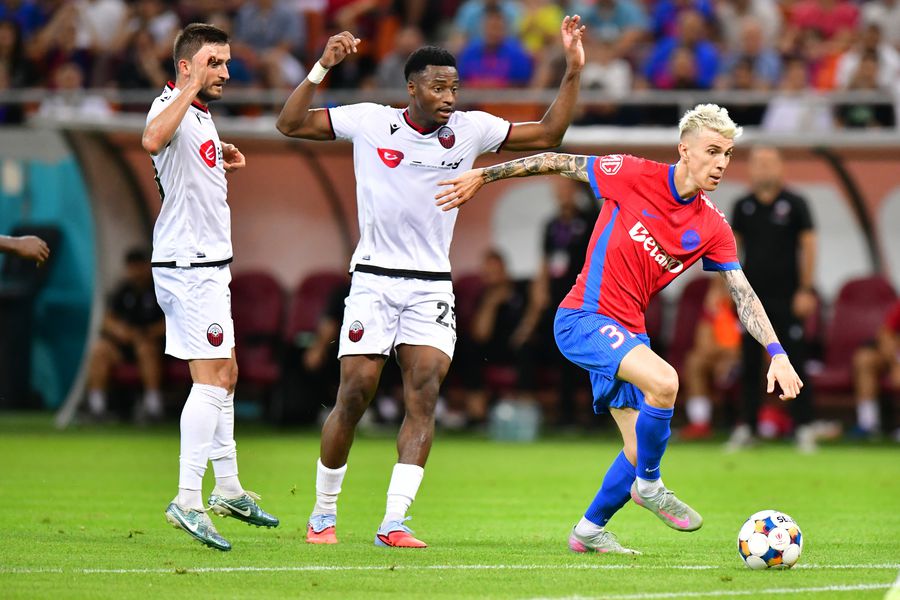 Două vedete au dispărut de la FCSB » Ce urmează