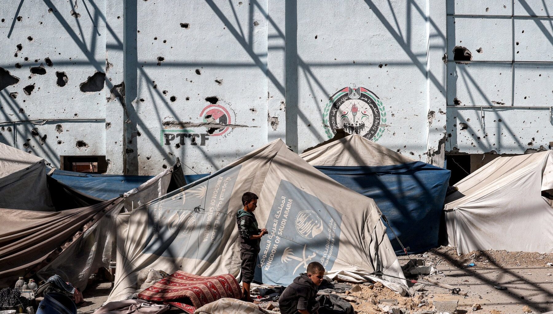 liban, beirut, populatie, saracie, foamete, refugiati, gaza, orient mijlociu, conflict, mancare, alimente, copii, unrwa, palestina, palestinieni, copil